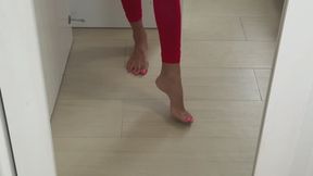 must see desi babe feet and ass