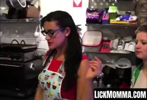 Lesbian MILF Penny Barber SEDUCES PETITE waitress Alani Pi