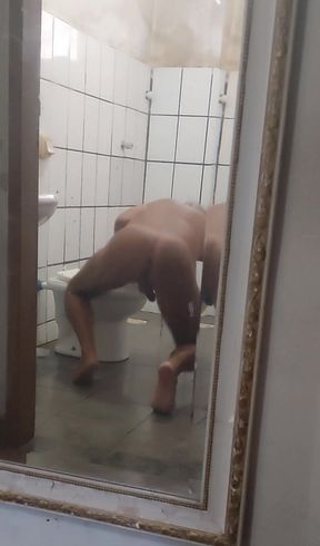 Ladysilva being filmed hiding naked in the bathroom