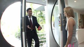 Two′s Company Sucking Cock🌭