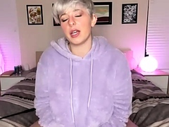 Big boob brunette masturbates on webcam