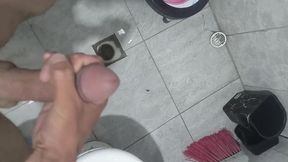 Turkish Teenager Couldn't Control Himself in the Bathroom