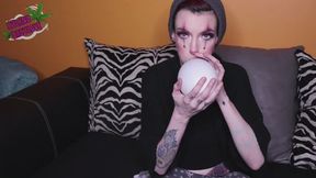 Clown Makeup Balloon Inflate