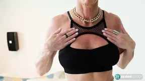 Mature blonde woman cums from watching parties and caring friend