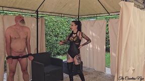 MISTRESS NYX - OUTDOOR WHIPPING