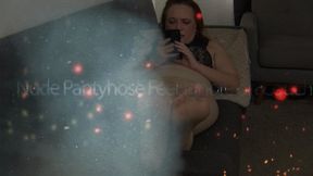 Evangeline ignores with pantyhose soles exposed 3