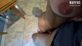 namorada bonita faz boquete sensacional e recebe gozada na cara - ana rothbard