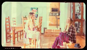 River Lynn's Scissor Sisters Orgy: Stepmom Lindsay Lee Teases Her Stepdaughter to Orgasm