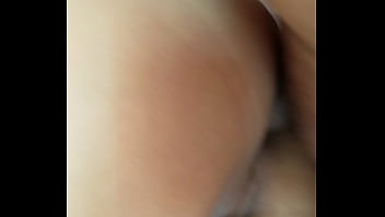Dando por el culo a mi mujer