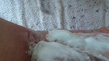 Pflegerisch erregende Rasur vom Arschloch und Hodensack