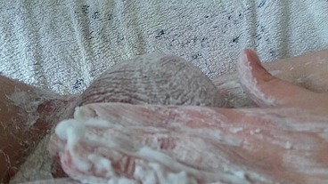 Pflegerisch erregende Rasur vom Arschloch und Hodensack