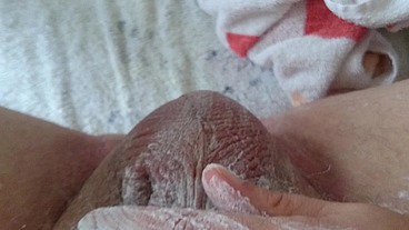 Pflegerisch erregende Rasur vom Arschloch und Hodensack