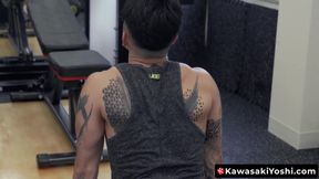 Yoshi Kawasaki works out with a butt plug stretching his tight asshole