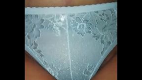 LA SE&Ntilde_ORA DE LA LIMPIEZA ME DEJA TOCARLA SIEMPRE QUE SE QUIERE IR ANTES