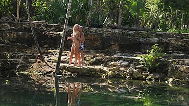 Fucking in the jungle with Mona Wales
