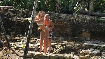 Fucking in the jungle with Mona Wales