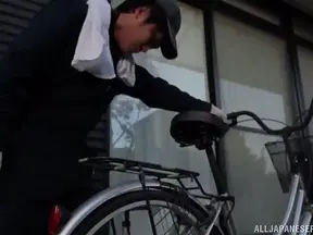 Chubby Mature Sakuragi Junko Rides Stranger's Cock Amateur Style