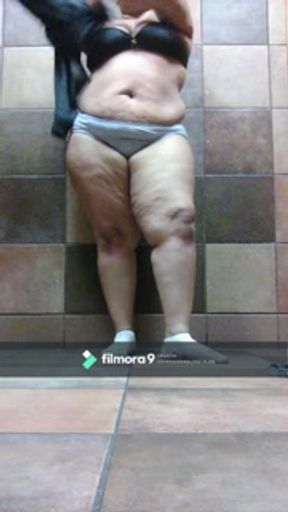 I THOUGHT I WAS GONE GET CAUGHT IN THE PUBLIC RESTROOM!!