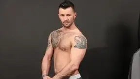 maskurbate: A daring photoshoot with Manuel the muscle god