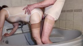 evening bath and bukkake - real sex of mari latexa and simon latexa