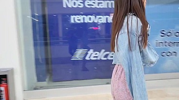 Karol Smith se masturba en un vestidor de famosa plaza en Guadalajara