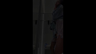 Karol Smith se masturba en un vestidor de famosa plaza en Guadalajara