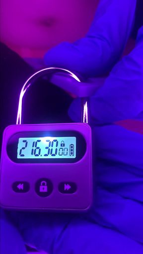 Lunathesissy's Debut 10 Day Chastity Lockup