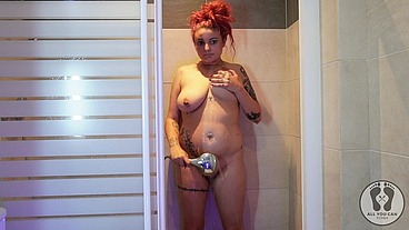 GOLDEN SHOWER SOAP FROTAGE THIGH JOB PISSING ON TITS BELLY