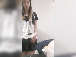 Caged T-girl Maid presents herself to u and plays with herself for your entertainment