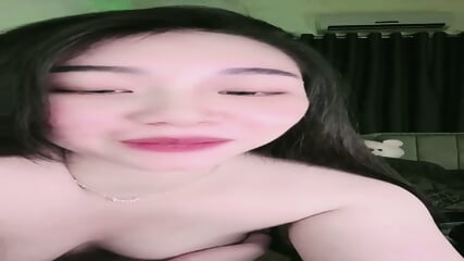 ( TELEGRAM @MBACU )  Host Pinay Bening Joget Bugil Mulus Barangny