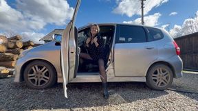 bouncing a silver car mov