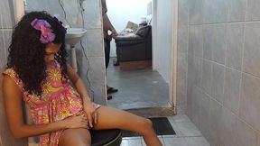 leo ogro pegou gostosa de surpresa e fez anal