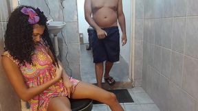 leo ogro pegou gostosa de surpresa e fez anal