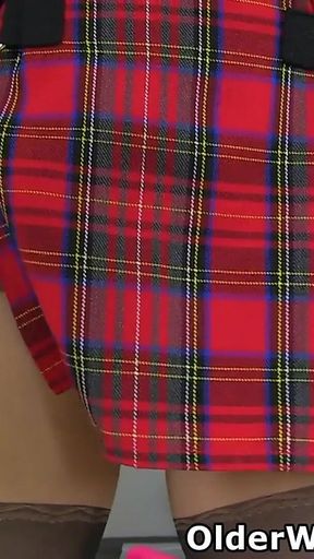 Queen of Scotland Toni Lace Shares Her Cleaning Rituals with You