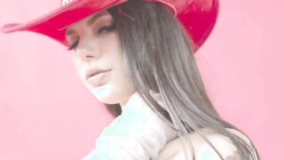 petite cowgirl sucks off a cowboy
