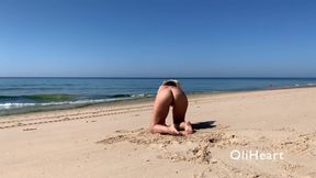 Hot Naked Teen 18+ Teasing Strangers At The Beach