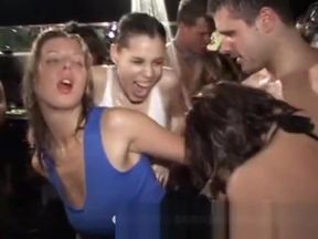 partyhardcore party hardcore-chicas locas 2003 12 01