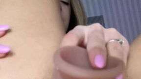 Social Media Creator @miawillow @Sextoys & #Brunette #Shaved Pussy #Upskirt #Solo gratis xxx | Tik.Porn