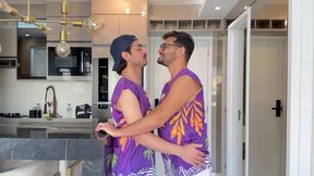marcos goiano - nerd levando pica do foliao de carnaval - sexo gay sem camisinha - marcos goiano e kallel