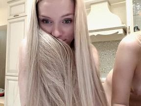 Pretty Babe Rub Pink Twat 06