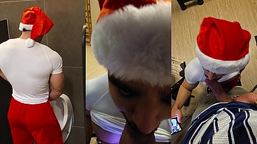 FUDENDO O PAPAI NOEL NO BANHEIRO DO SHOPPING
