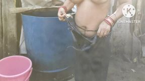 Anita Yadav bathing with cold water