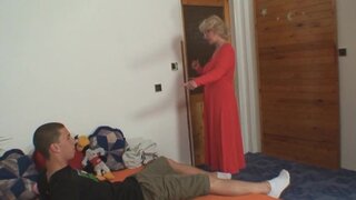 Mommy with a sexy body enjoying hardcore loving here