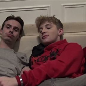 Enjoy This Amazing French Porn Amator Bareback with Dudes so Sexy