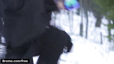 BROMO - Fit snowboarder takes big dick bareback