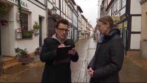 Conny Wants to Deepen Something in an Intimate Setting and, Above All, Dryly. Dry??