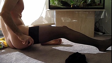 Dani_Leg and a Fountain Cum on Black Pantyhose and Boots