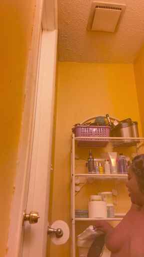 After PISSING, Peeing Young Black Girl Solo Masturbating And Fingering Her Black Pussy Until She Cream And Can Take It Nomore!