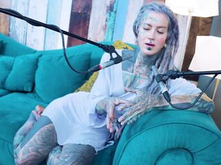 Tattoo Model Anuskatzz talks about Love - ASMR Youtube channel: ASMRkatz SFW