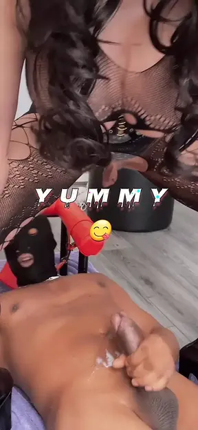 Queen demands big black cock in her huge pussy